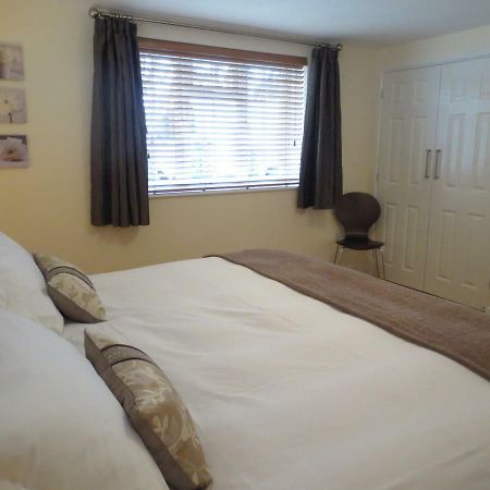 Oxford Apartments 1 Экстерьер фото