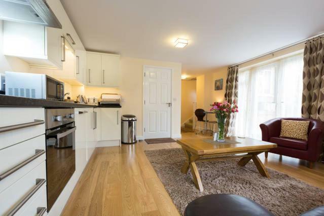 Oxford Apartments 1 Экстерьер фото