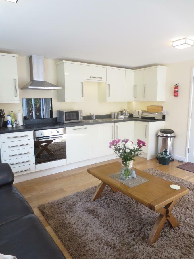 Oxford Apartments 1 Экстерьер фото